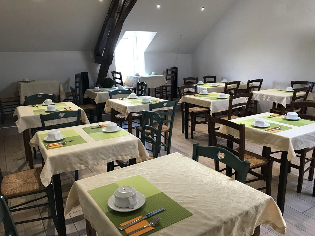 Hotel La Buissonnière à Corbigny Extérieur photo