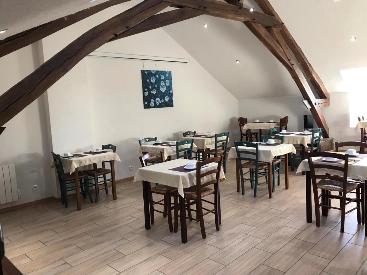Hotel La Buissonnière à Corbigny Extérieur photo